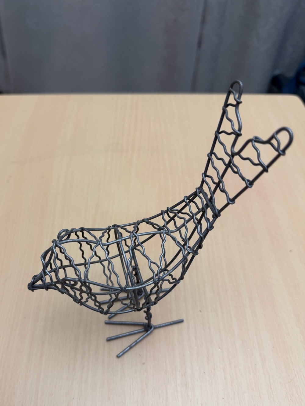 Decorative Wire Bird Figurine - Gray Metal Accent for Home & Garden